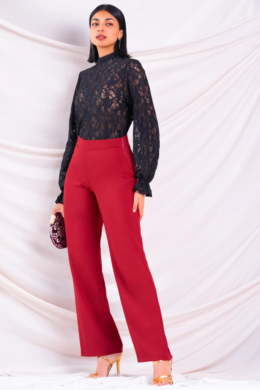 LACE PUFF SLEEVE TOP